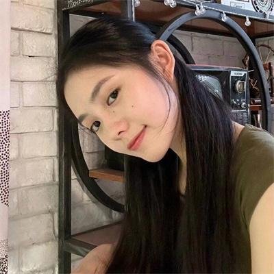 漂亮的公主 海报